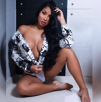 Karen Vasquez Nude Leaks OnlyFans Photo 13