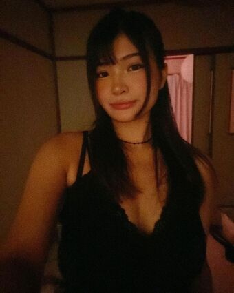 Karenxtran/Strawberry.bunni