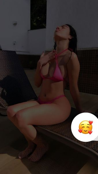 Karina Veiga Nude Leaks OnlyFans Photo 2