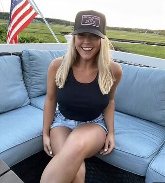 Karoline Claire Leavitt