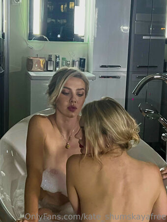 Kate Johansson Nude Leaks OnlyFans Photo 24