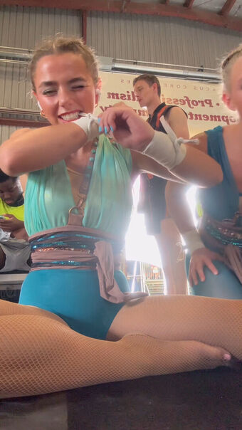 Katie Donnelly Nude Leaks OnlyFans Photo 21