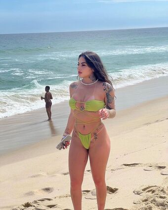 Kauani Siqueira Nude Leaks OnlyFans Photo 2
