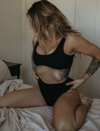 Kayla Manthey Nude Leaks OnlyFans Photo 26