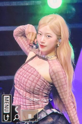 Kazuha Nakamura 中村 一葉