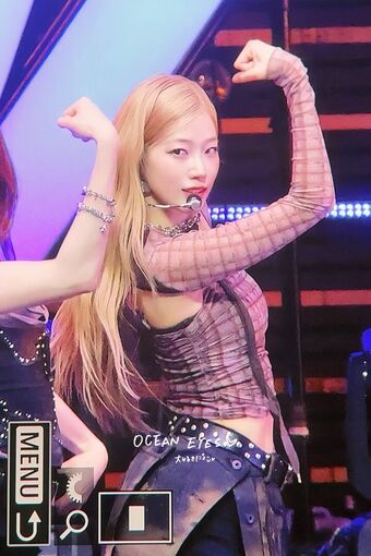 Kazuha Nakamura 中村 一葉