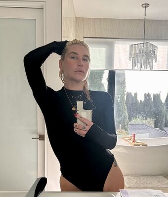 KeshaRose