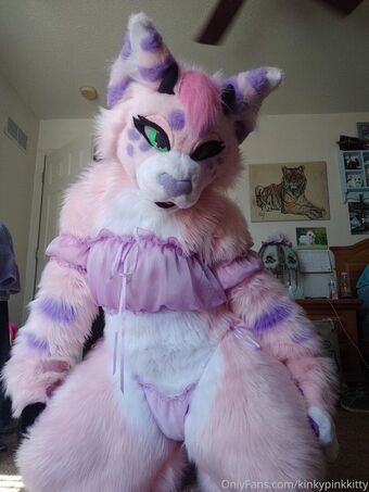 Kinkypinkkitty