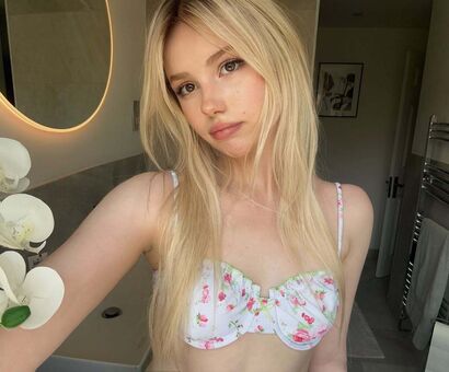 Kitty-Mae Nude Leaks OnlyFans Photo 35