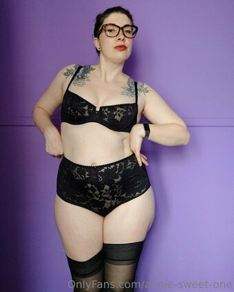 knit_licks Nude Leaks OnlyFans Photo 38