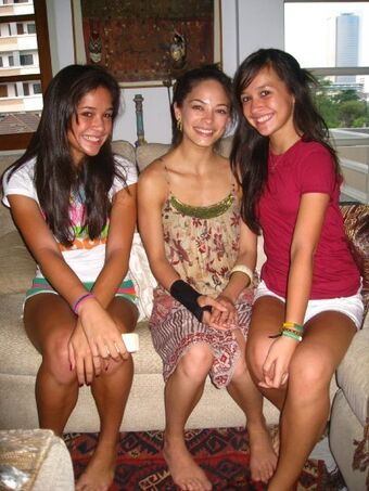 Kristin Kreuk Nude Leaks OnlyFans Photo 39