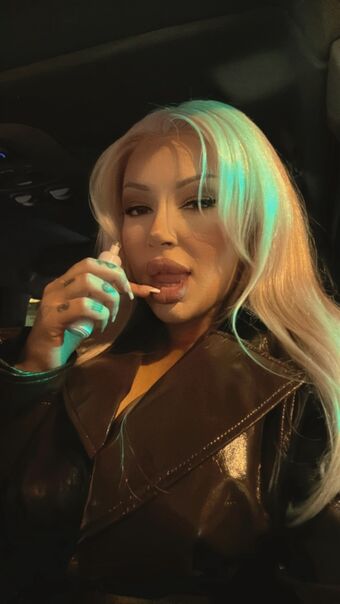 Kristina Karieva Nude Leaks OnlyFans Photo 130