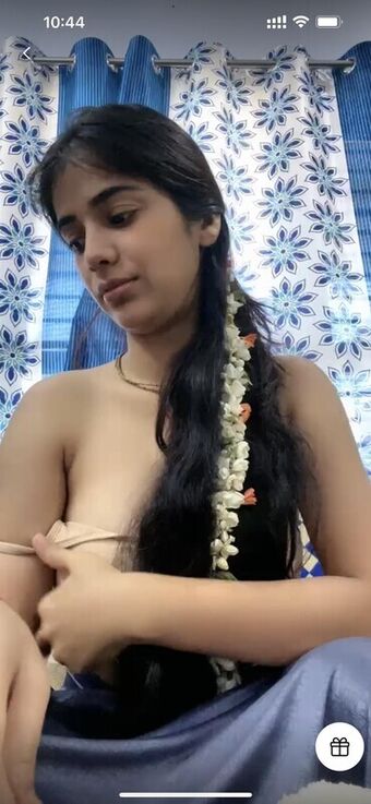 Kritika Kapoor Nude Leaks OnlyFans Photo 2