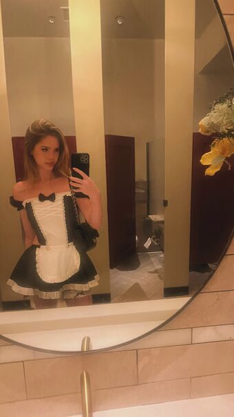 Kyla Kenedy Nude Leaks OnlyFans Photo 26