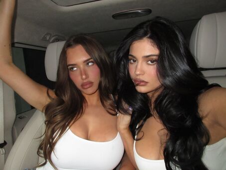 Kylie-jenner Nude Leaks OnlyFans Photo 2111