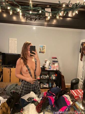 Kylie Nude Leaks OnlyFans Photo 34