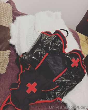 L.Dev Nude Leaks OnlyFans Photo 16