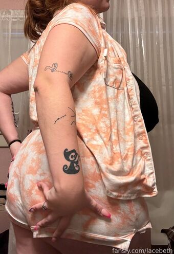 lacebeth Nude Leaks OnlyFans Photo 24