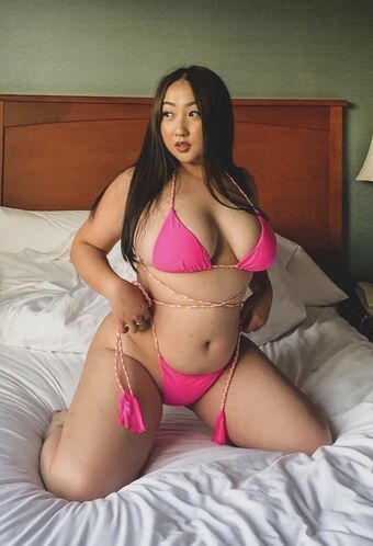Lalakher Hmong Thicc