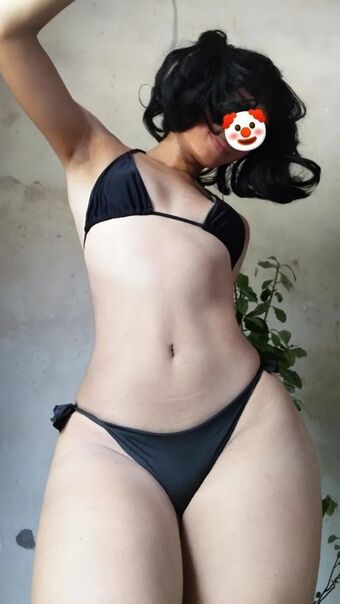 Lana Santhos Nude Leaks OnlyFans Photo 36
