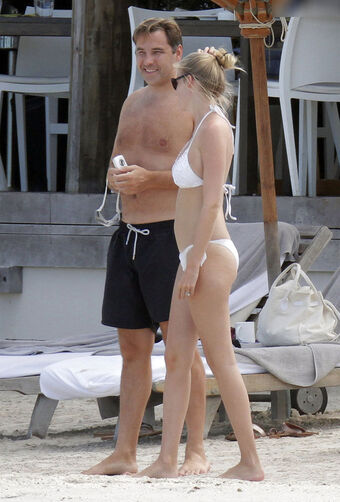 Lara Stone
