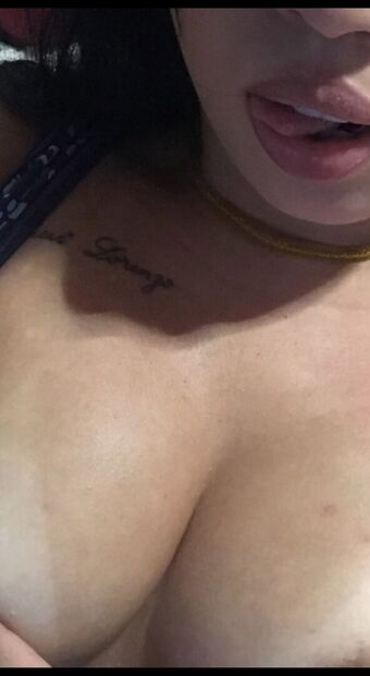 Larissa Emylle Nude Leaks OnlyFans Photo 1