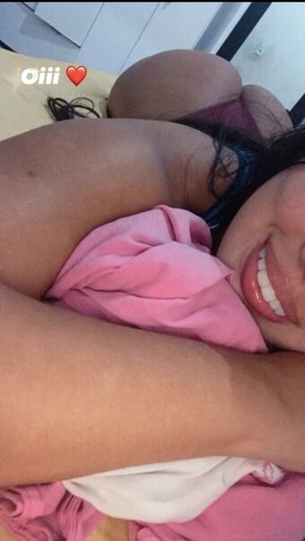 Larissa Emylle Nude Leaks OnlyFans Photo 3