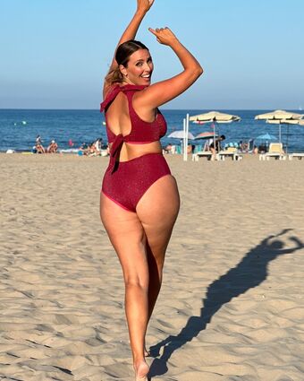 Laura Brioschi Nude Leaks OnlyFans Photo 10