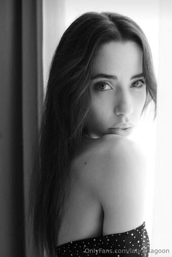 laura_lagoon