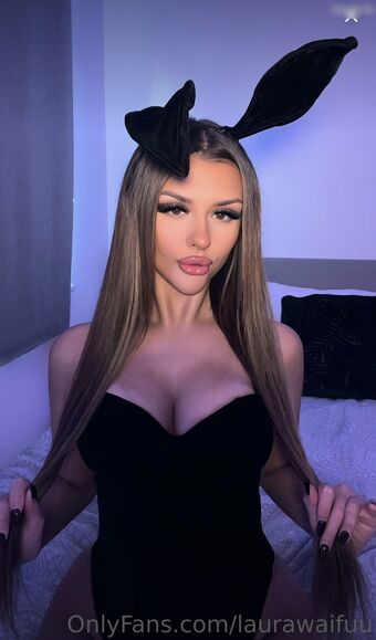 Laura Waifuu Nude Leaks OnlyFans Photo 9