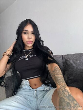 laurapeachez