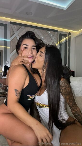 laurasaenzfree Nude Leaks OnlyFans Photo 33