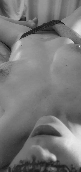 lauraWk Nude Leaks OnlyFans Photo 20