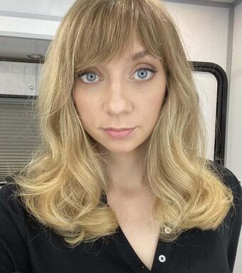 Lauren Lapkus Nude Leaks OnlyFans Photo 39
