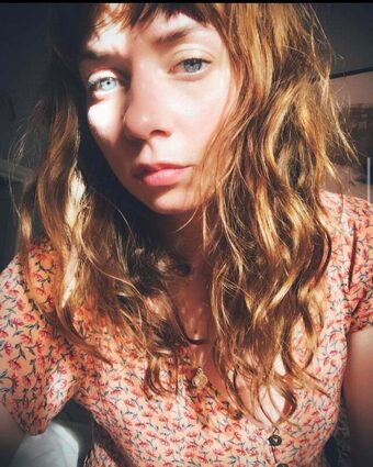 Lauren Lapkus Nude Leaks OnlyFans Photo 45