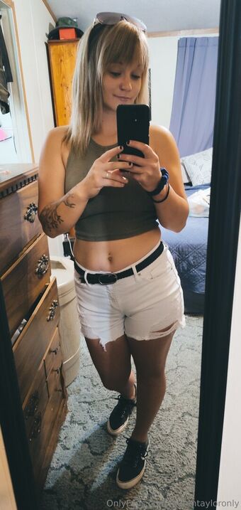 laurentayloronly Nude Leaks OnlyFans Photo 18