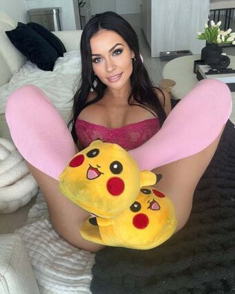 Layla Walker Nude Leaks OnlyFans Photo 1