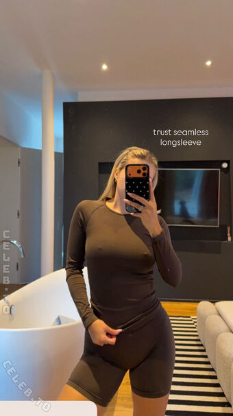 Lea Breuer Nude Leaks OnlyFans Photo 172