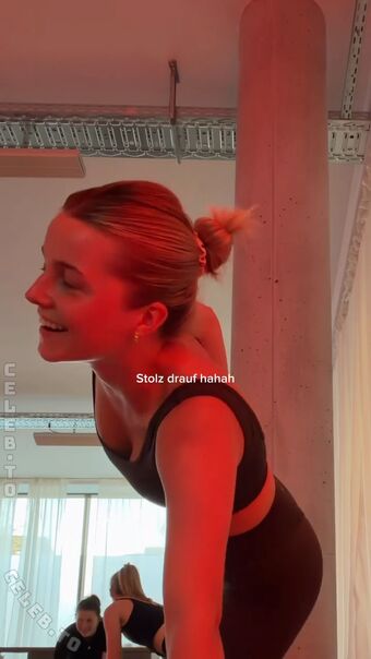 Lea Breuer Nude Leaks OnlyFans Photo 175