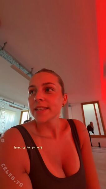 Lea Breuer Nude Leaks OnlyFans Photo 179