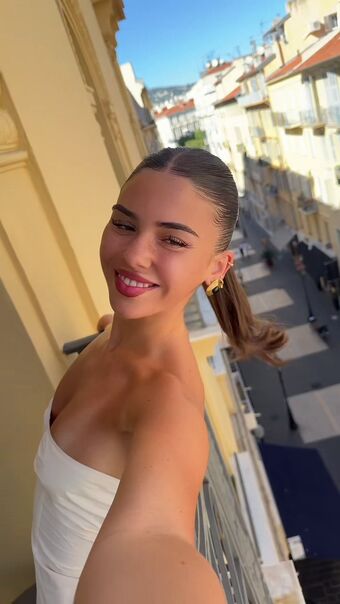 Leah Halton