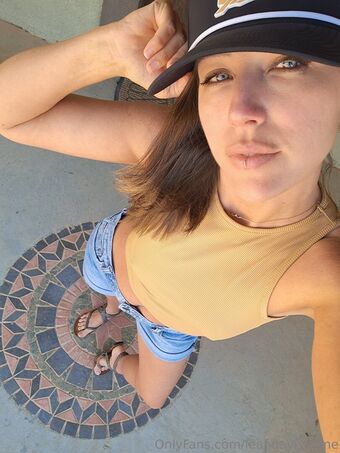 leahdavisonme Nude Leaks OnlyFans Photo 41