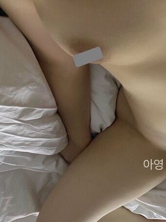 LeeAyeongA Nude Leaks OnlyFans Photo 4