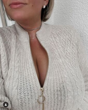 Lena H.