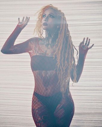 Lena Scissorhands (Infected Rain)