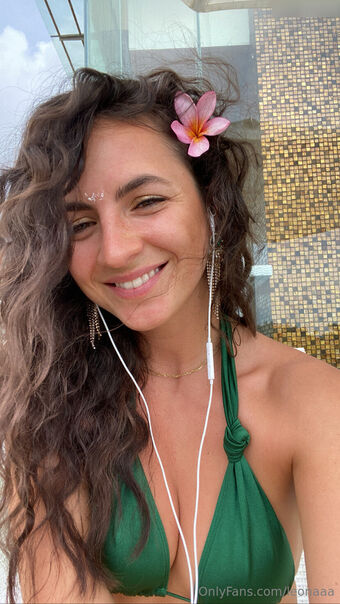 Leonaaa Nude Leaks OnlyFans Photo 5