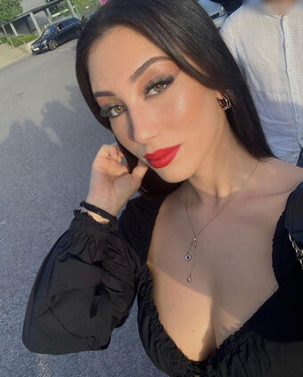 leonaankj