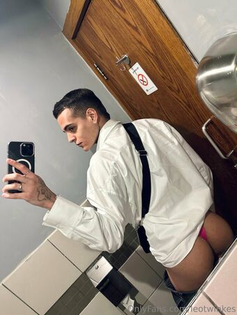 leotwinkes Nude Leaks OnlyFans Photo 20