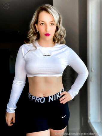 lepetitcochonrose Nude Leaks OnlyFans Photo 2