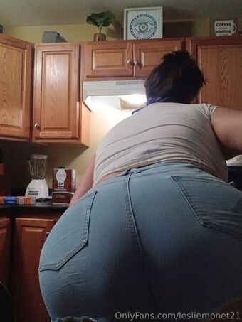 lesliemonet21 Nude Leaks OnlyFans Photo 21